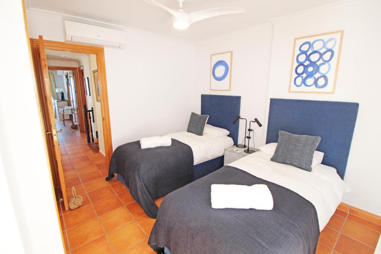 شقة Atico Duplex De Lujo Frente Al Mar. 1A Linea Playa إل كامبيلو المظهر الخارجي الصورة
